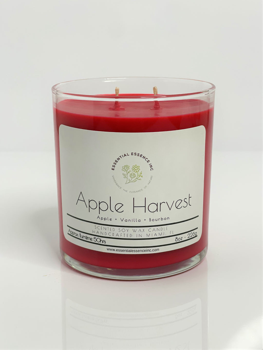 Find yourself transported to lush apple orchards laden with sweet, juicy apples ready for picking with this scented candle. The Apple Harvest is a comforting, nostalgic scent that blends crisp, fragrant apples with a little touch of sweet vanilla to fill your senses with a warm, festive feeling. With base notes of deep, spicy bourbon, this fresh, fruity scent reaches elevated levels of sophistication, making it a holiday favorite that you and your family will adore.